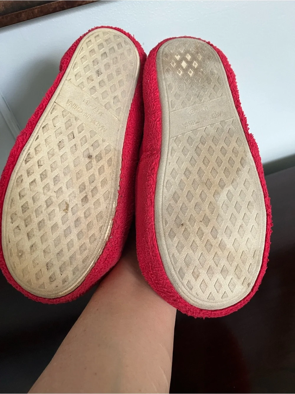 Ohio State Red Kids Plush One-Piece Slippers